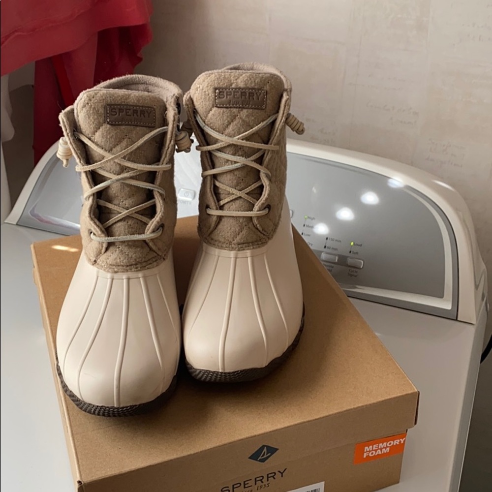 Sperry boots